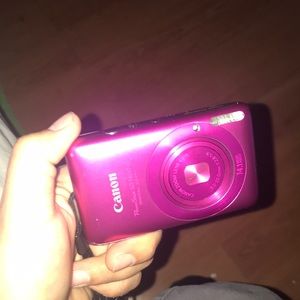A portable Canon camara
